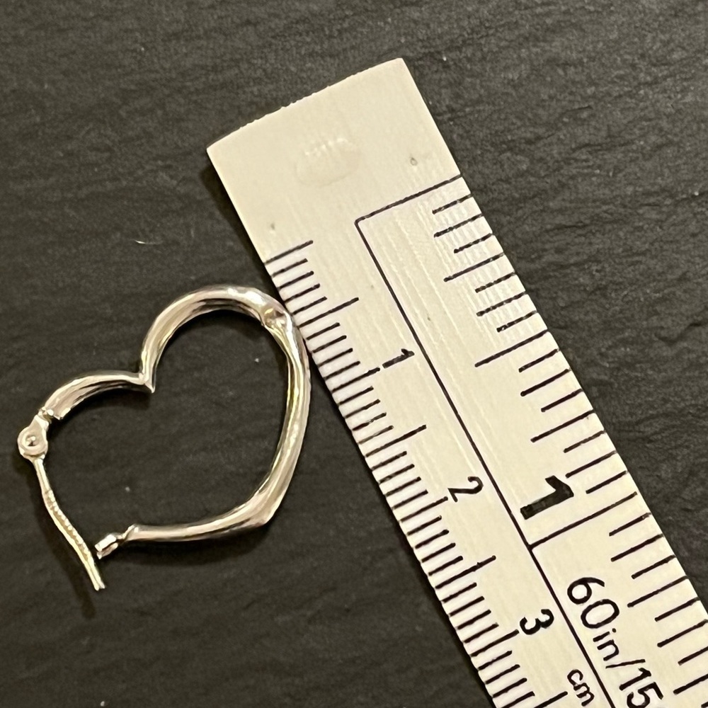 Jacmel Mauritas 14kt White Gold Heart Hoop Earrings​ - Picture 7 of 9